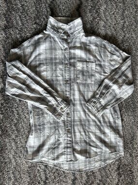 Aeropostale Grey & White Oversized Button-Up Plaid Boyfriend Shirt Women’s Small